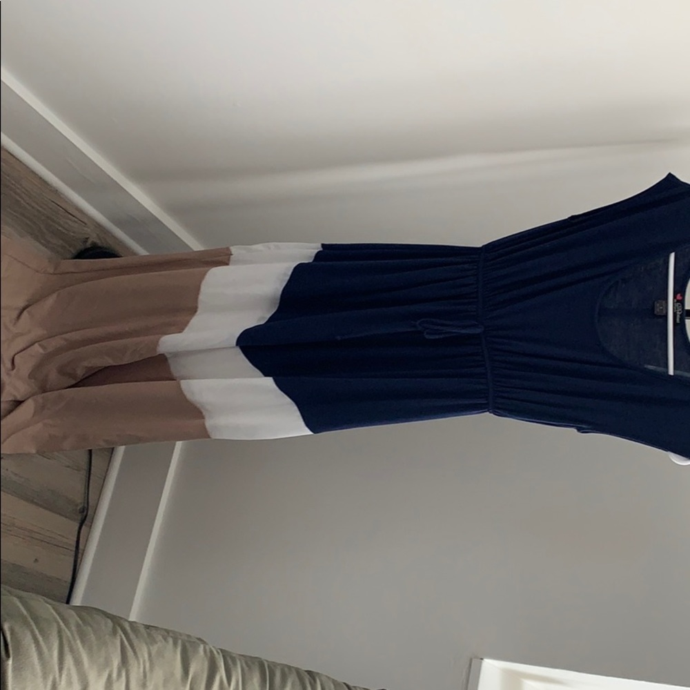 Long tri-color dress